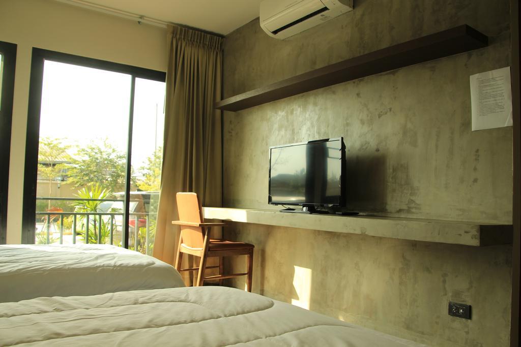 The Residence Thepkanjana Ban Khlong Krathum Baen Экстерьер фото