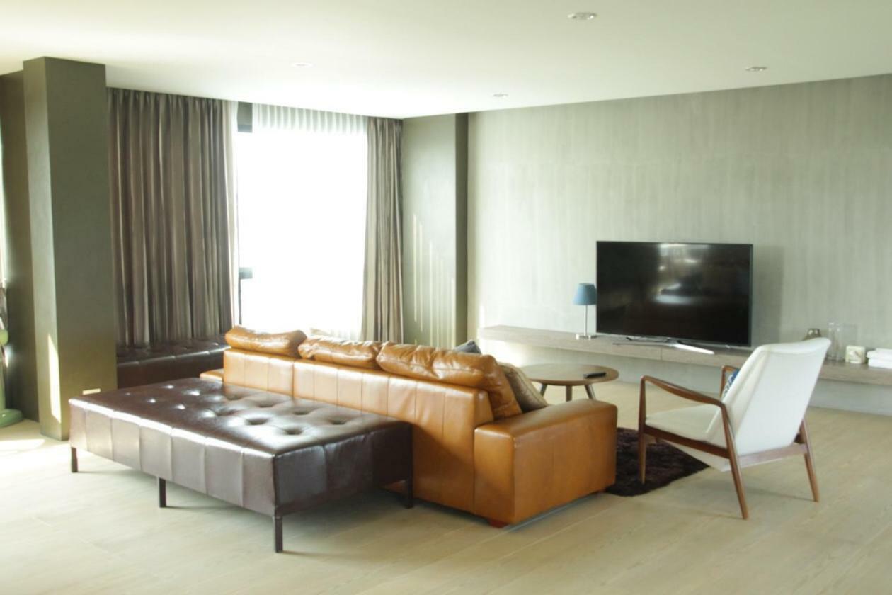 The Residence Thepkanjana Ban Khlong Krathum Baen Экстерьер фото