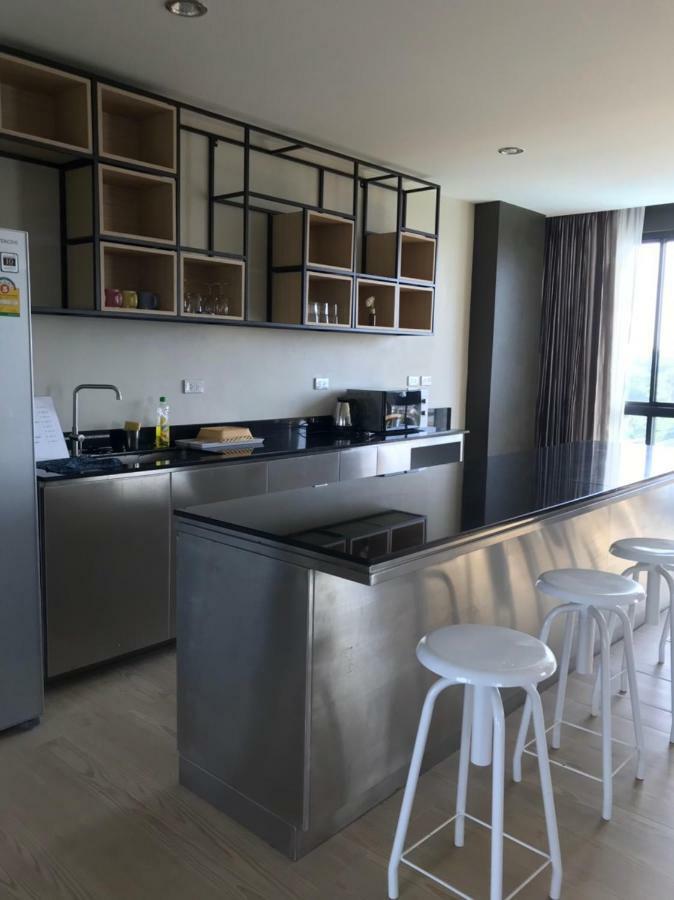 The Residence Thepkanjana Ban Khlong Krathum Baen Экстерьер фото